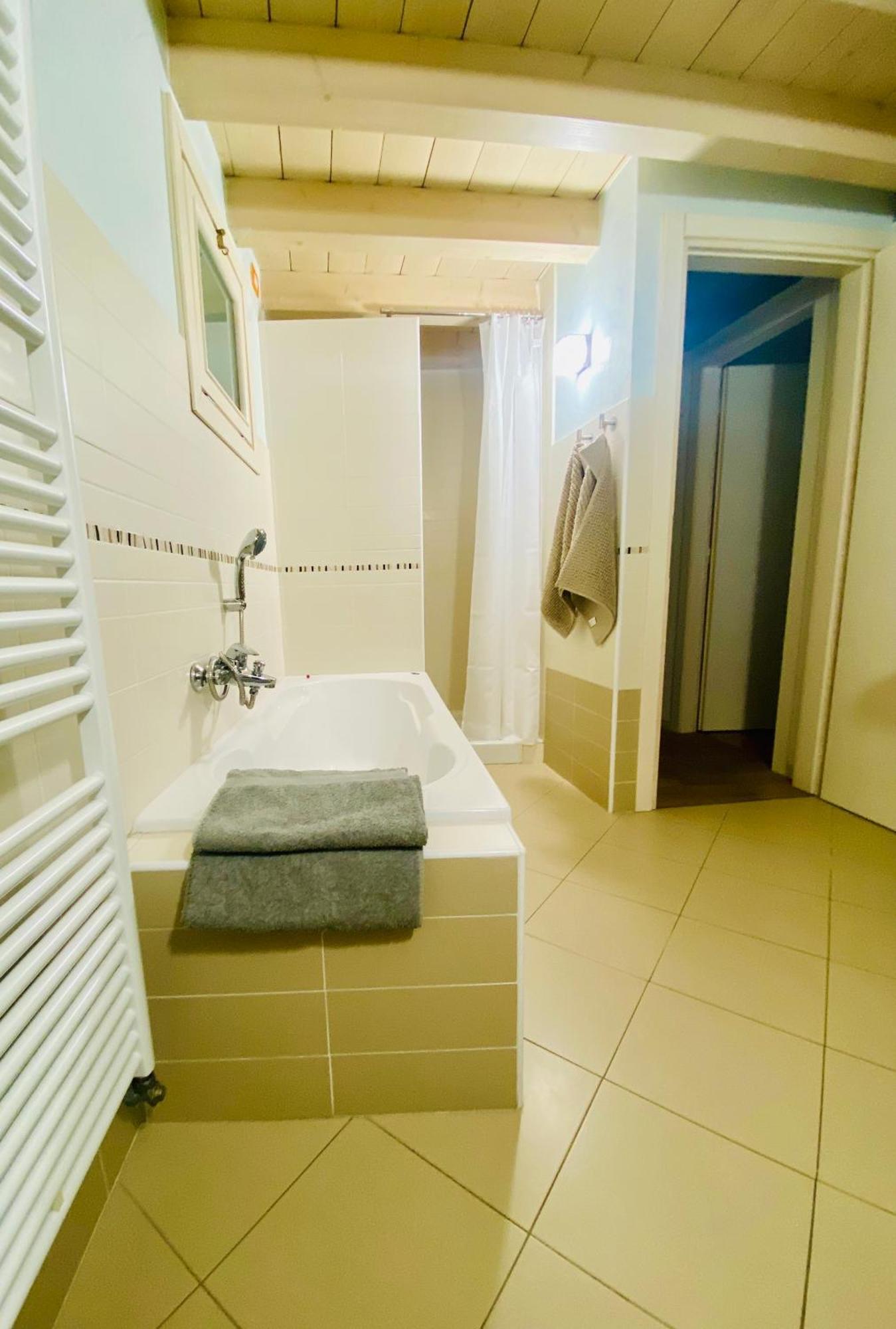 Da Mario Superior Apartment Malcesine Dış mekan fotoğraf